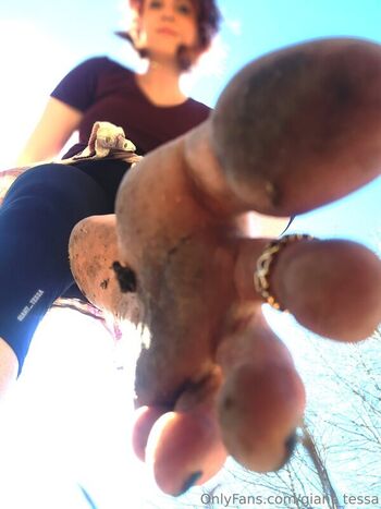 Giant_Tessa