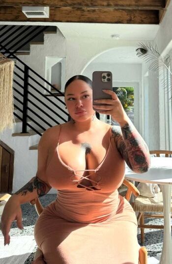 Full leaked Gigivergara private onlyfans photo
