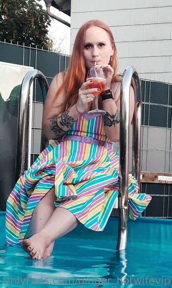 Full leaked Ginger hotwifevip private onlyfans photo