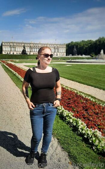 Full leaked Ginger hotwifevip private onlyfans photo