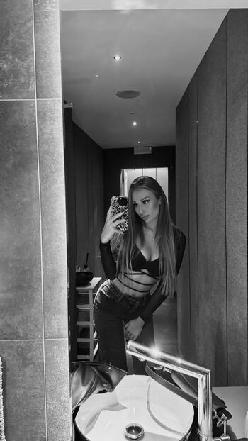 Full leaked Giorgiazampi sofiagllo private onlyfans photo