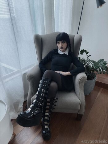 Full leaked Girls in combat and platform boots page private onlyfans photo