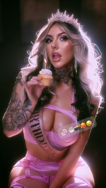 Full leaked Girls play page private onlyfans photo