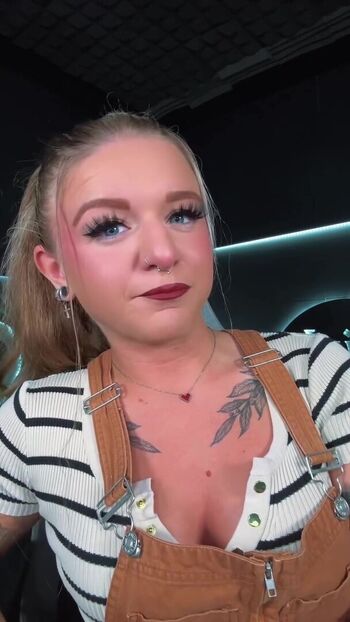 Full leaked Girls play  page private onlyfans photo