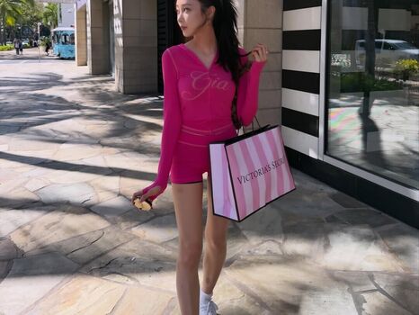 Full leaked Giselle aespa page private onlyfans photo