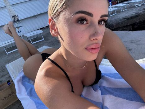 Full leaked Giuliazangrilli private onlyfans photo