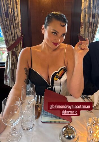 Gizzi Erskine