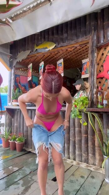 Full leaked Amber quinn / private onlyfans photo
