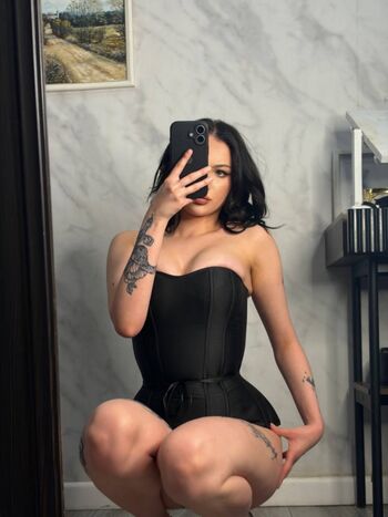 Full leaked Glash milash private onlyfans photo