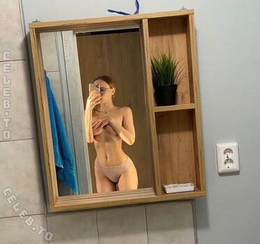 Full leaked Gloria matvien page private onlyfans photo