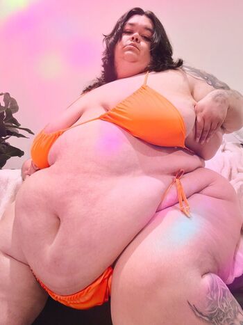 Goddess Stella Findom