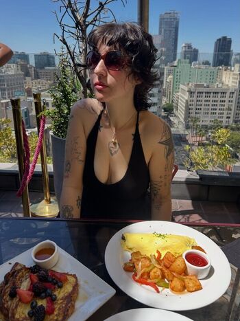 Full leaked Godlyroxi godlyroxii private onlyfans photo