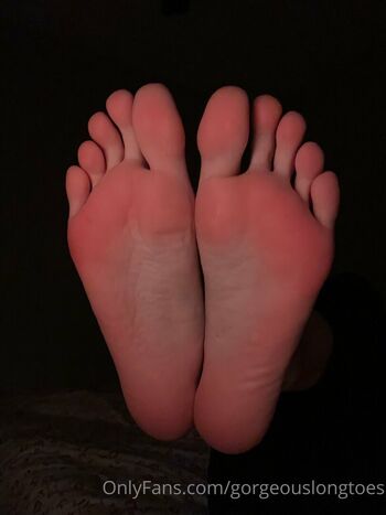 Gorgeouslongtoes