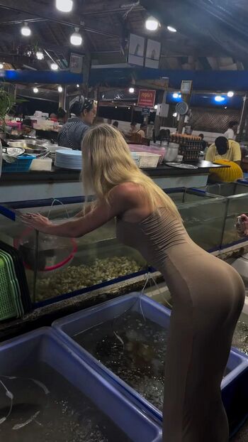 Full leaked Gracelyra private onlyfans photo