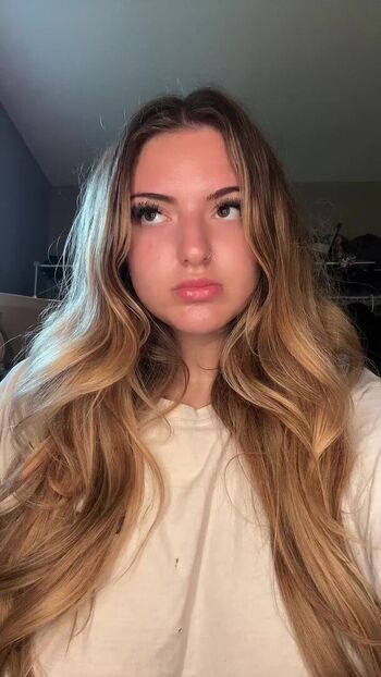 Full leaked Gracenunez private onlyfans photo