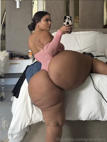 Full leaked Graciebon private onlyfans photo