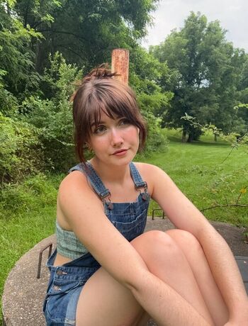 Full leaked Graciecatemakes private onlyfans photo