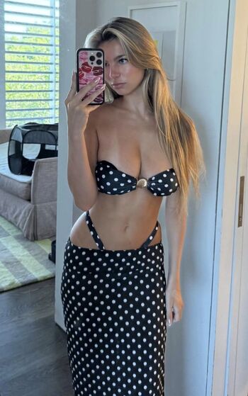 Full leaked Grc br  page private onlyfans photo