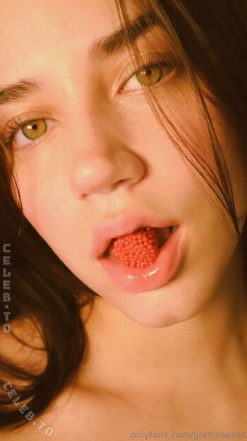 Full leaked Grettabenett page private onlyfans photo