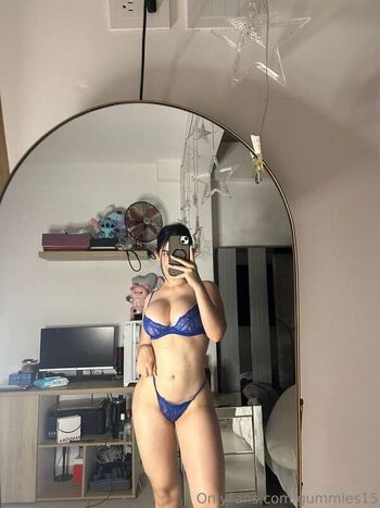 Full leaked Gummies or saralia page private onlyfans photo