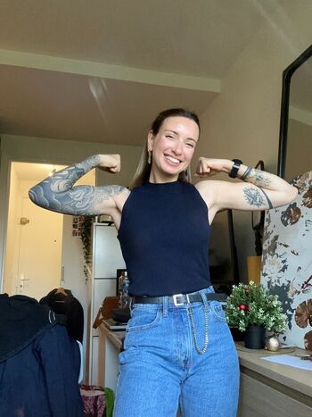Full leaked Gwenn private onlyfans photo