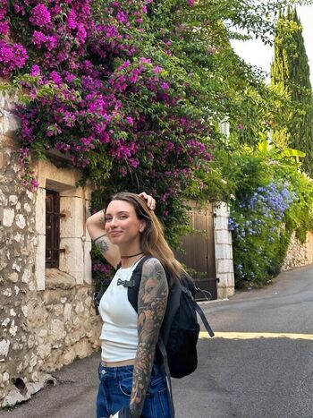 Full leaked Gwenn private onlyfans photo
