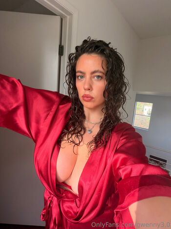 Full leaked Gwenny private onlyfans photo