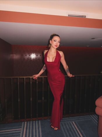 Full leaked Gwenthedancer page private onlyfans photo