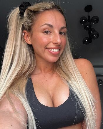 Full leaked Gym barbie private onlyfans photo