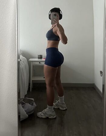 Full leaked Gym booty bubble butts  page private onlyfans photo
