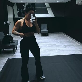Full leaked Gym booty bubble butts  page private onlyfans photo