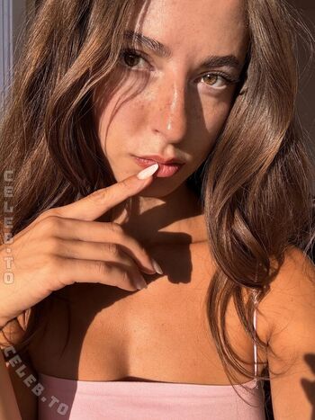 Full leaked Gymgirllaura private onlyfans photo