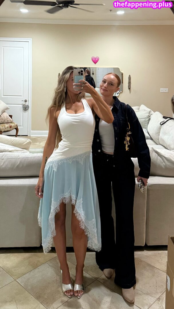 hadelinemope / Maddie Hope