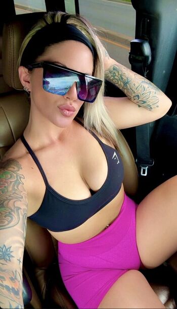 Full leaked Hagsxrlou private onlyfans photo