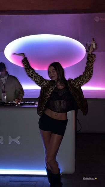 Full leaked Hailey baldwin bieber page private onlyfans photo