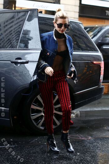 Hailey Bieber