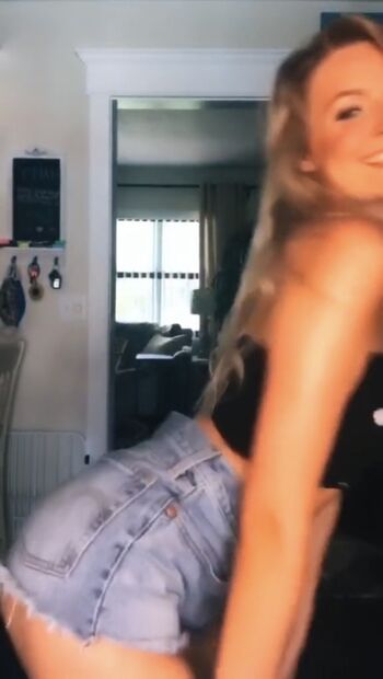 Full leaked Hailey malles private onlyfans photo