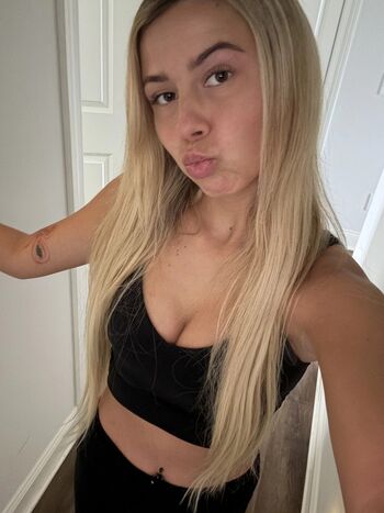 Hailey Welch (Hawk Tuhh Girl