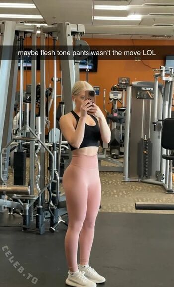 Full leaked Hailsbee private onlyfans photo