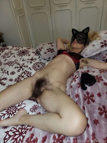 Hairy Wifey
