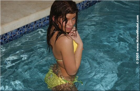 Full leaked Halee model page private onlyfans photo