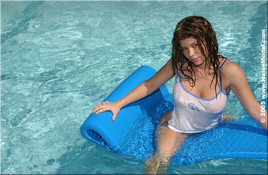 Full leaked Halee model page private onlyfans photo