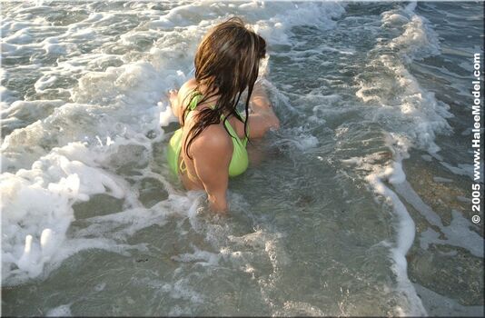 Full leaked Halee model page private onlyfans photo