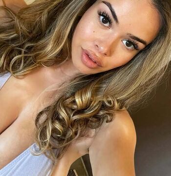 Full leaked Haleigh larson private onlyfans photo