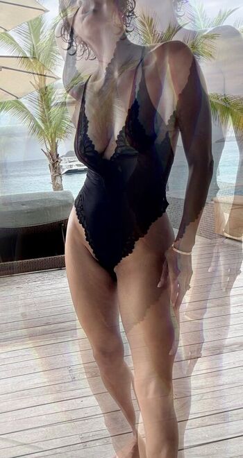 Full leaked Halle berry page private onlyfans photo