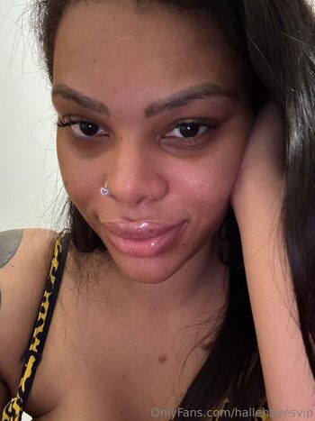 hallehayesvip