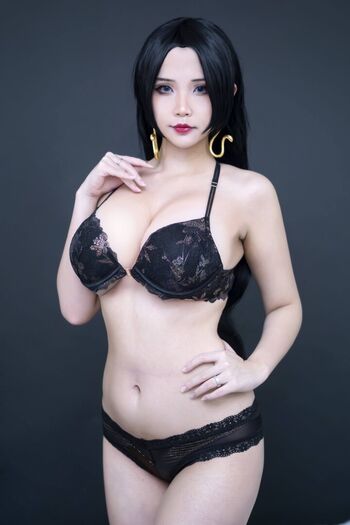 Full leaked Hana bunny page private onlyfans photo