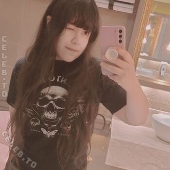 Full leaked Hana lily private onlyfans photo