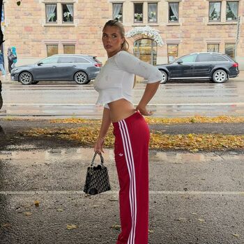 Full leaked Hannah bystrom private onlyfans photo