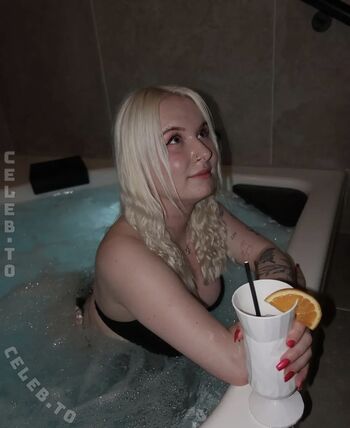 Full leaked Hannah klt private onlyfans photo
